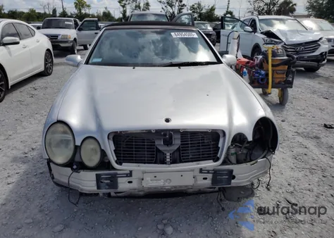 2002 Mercedes-Benz Clk 430 z USA, uszkodzony, nr VIN WDBLK70G32T103569